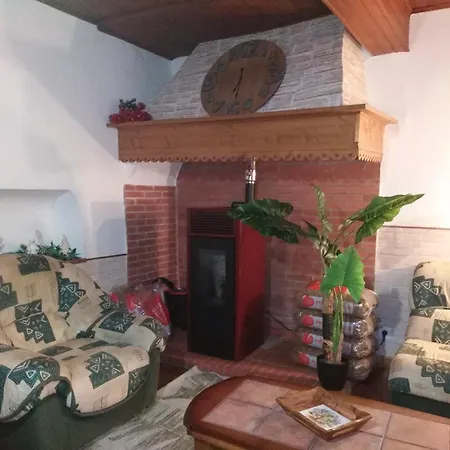 Maison Des 2 Grottes * Estadens