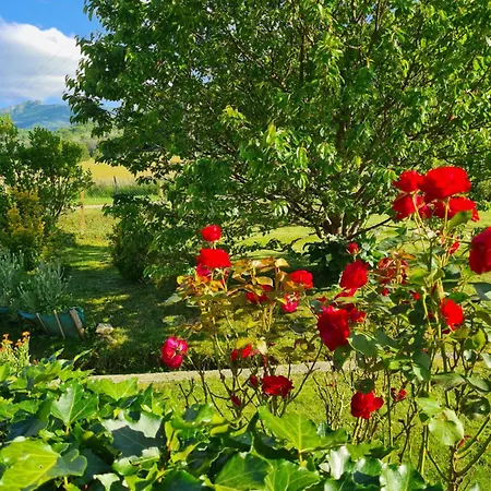 Feriehus Maison Des 2 Grottes